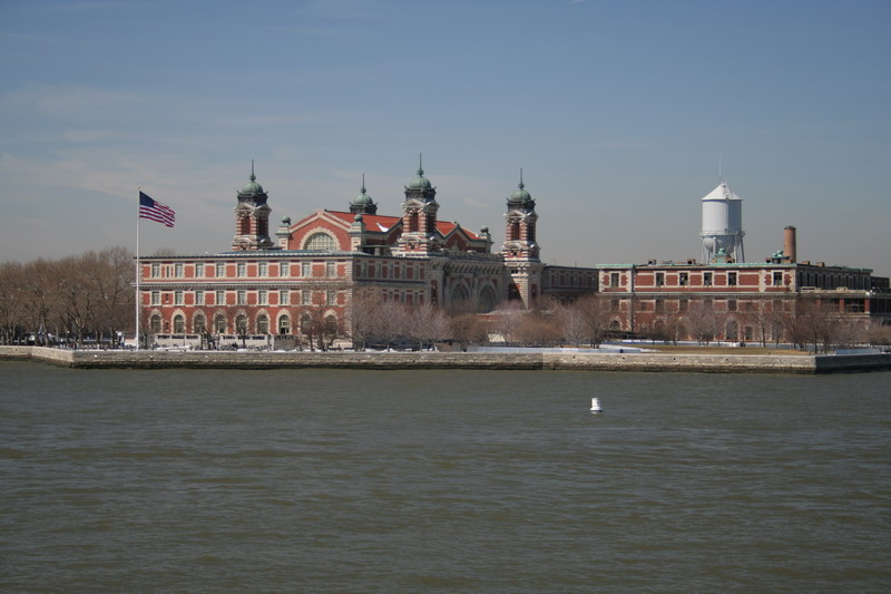 Ellis Island, kde sdlily imigran ady.